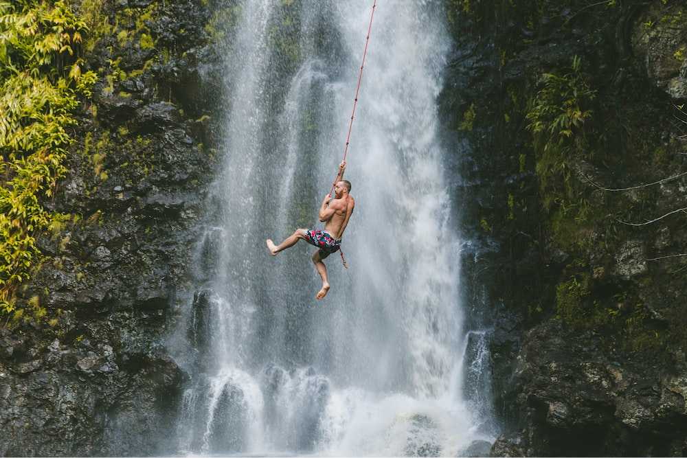 Waterfall-hanging